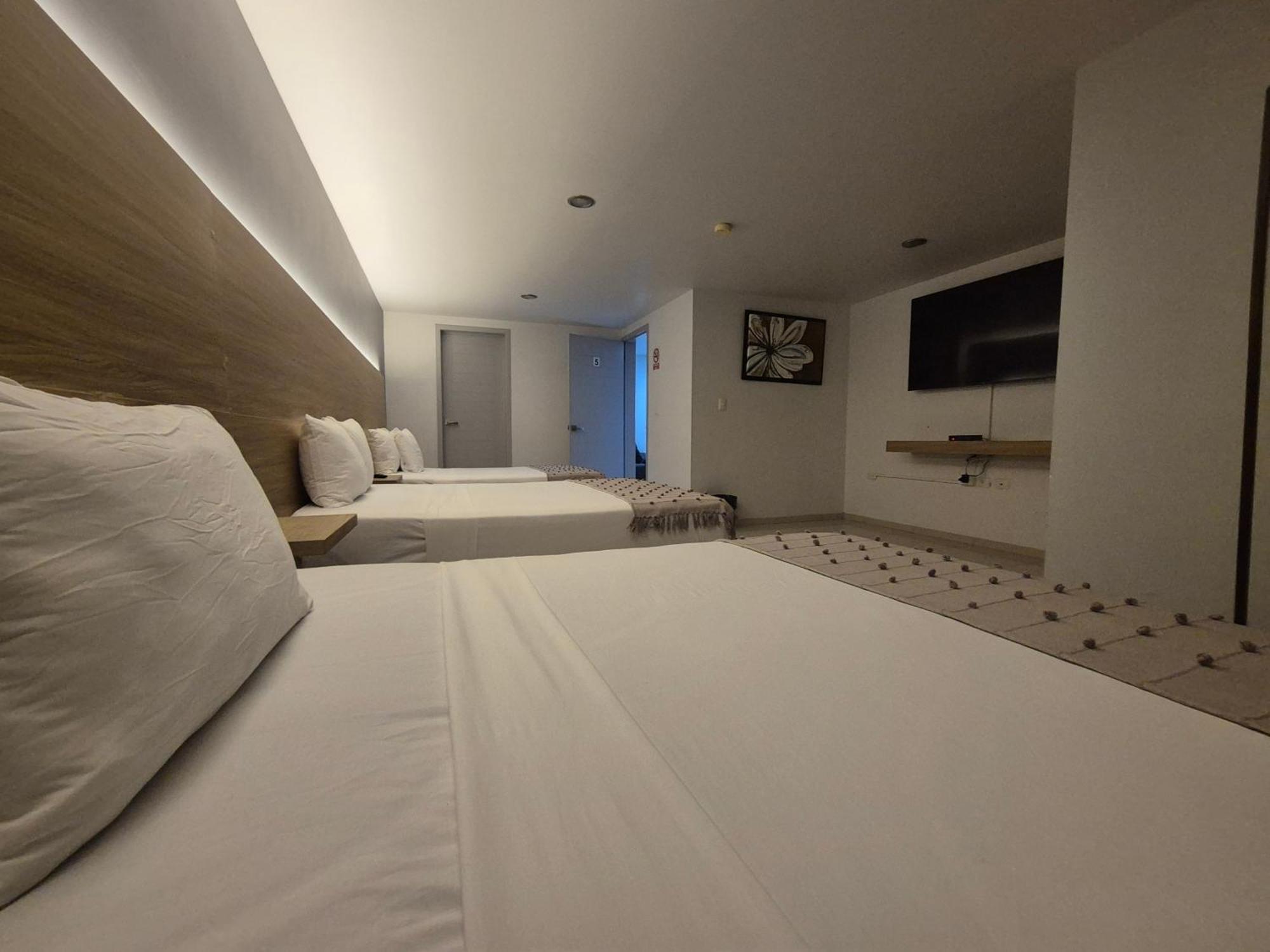 Hotel Casa Galeana Centro Con Estacionamiento Privado Агуаскальентес Экстерьер фото
